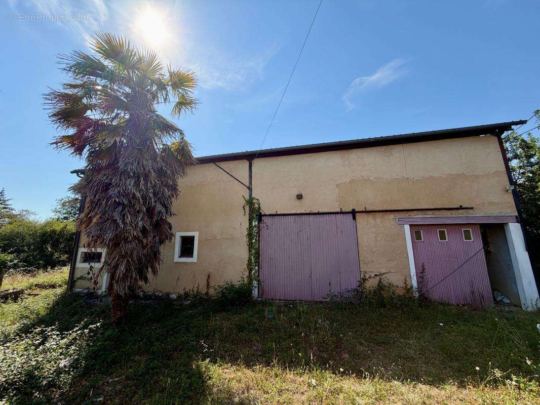 Vue et tranquillité pour cette maison avec hangar de 200m2 - photo 11