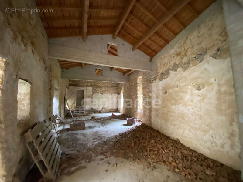 Dpt Gard (30), à vendre dans le Gard, propriété viticole en AOP Côtes du Rhône sur 25 hectares avec Château du XVème siècle - photo 38