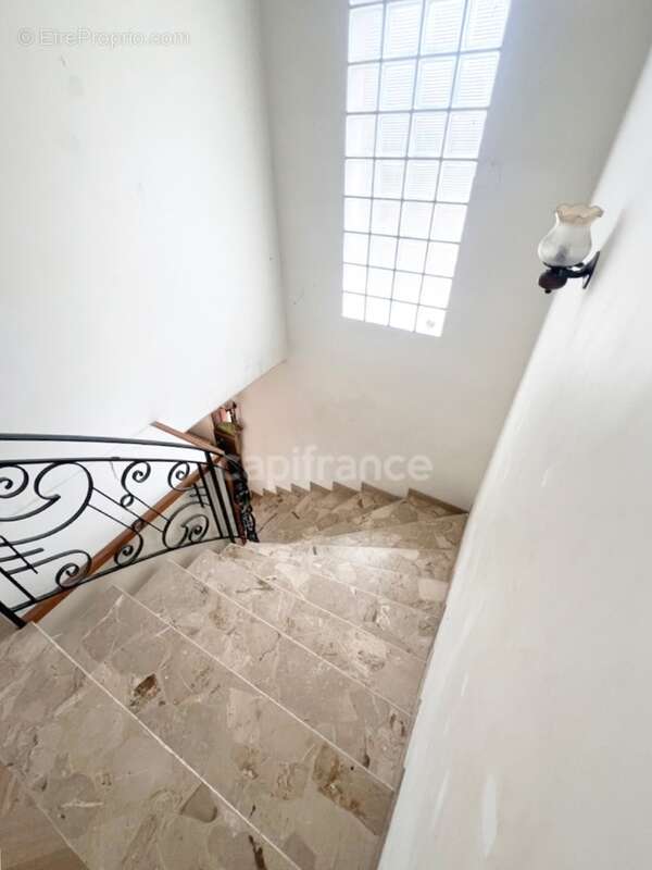 Maison à vendre Manosque Les Varzelles - 155m2, 4 chambres, jardin de 740m2 - photo 14