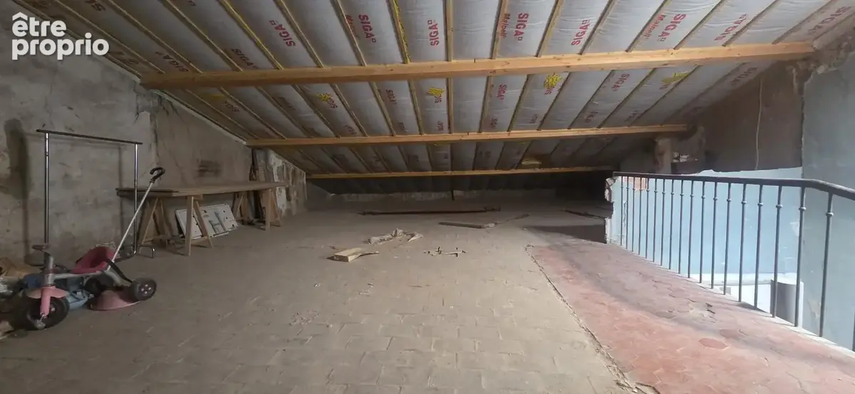 Hyères centre — 4ᵉ et dernier étage — combles à aménager — 114,95 m2 au sol - photo 3