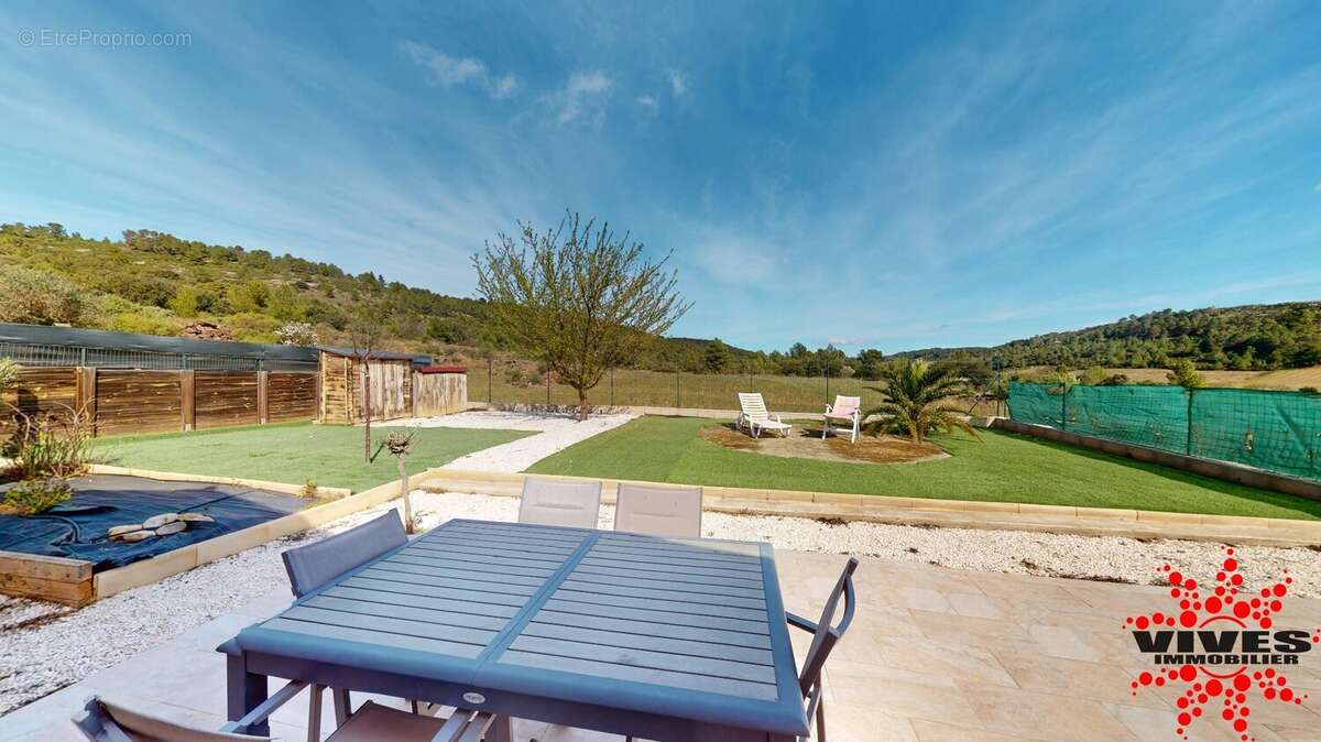 Maison à CEBAZAN