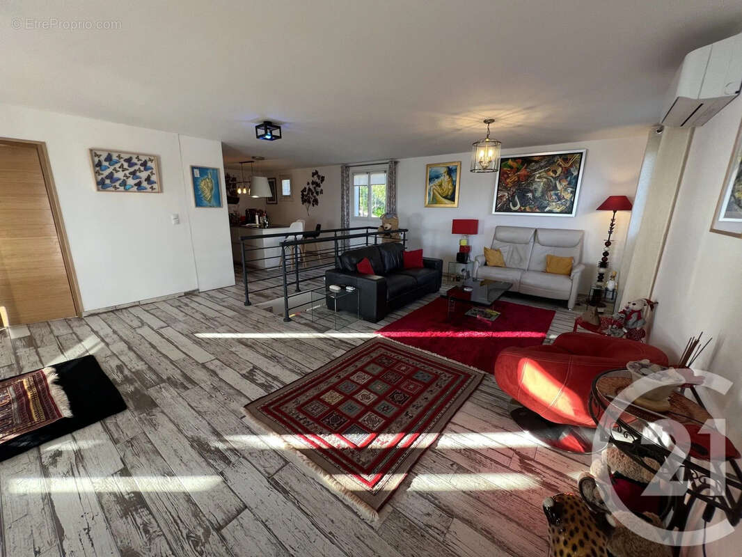 Maison à SAN-MARTINO-DI-LOTA