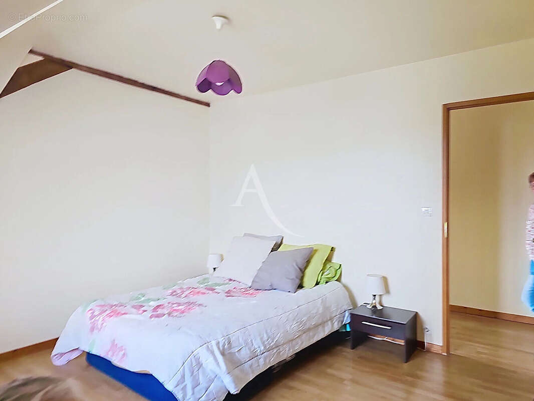 Maison à CONGIS-SUR-THEROUANNE