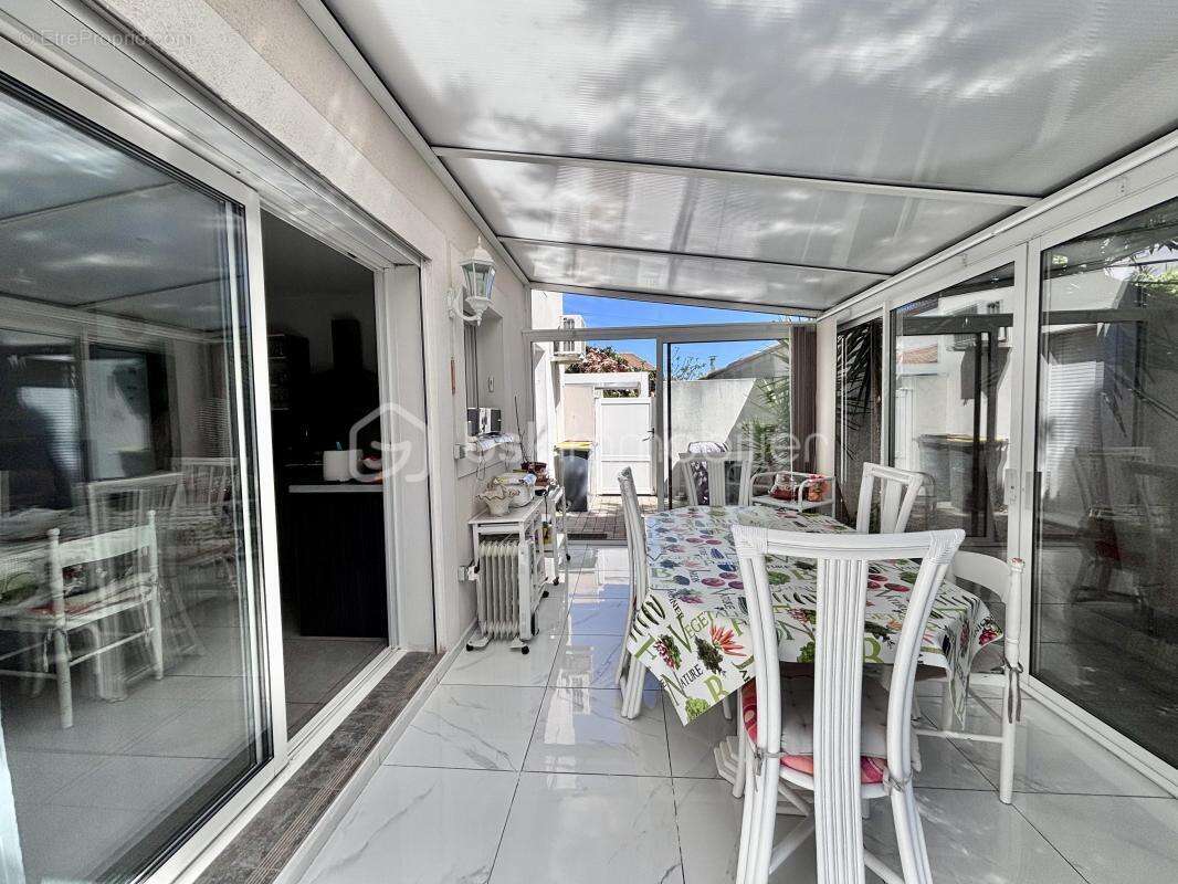 Maison Agde - vie de plain-pied - proche commerces et plages - photo 7