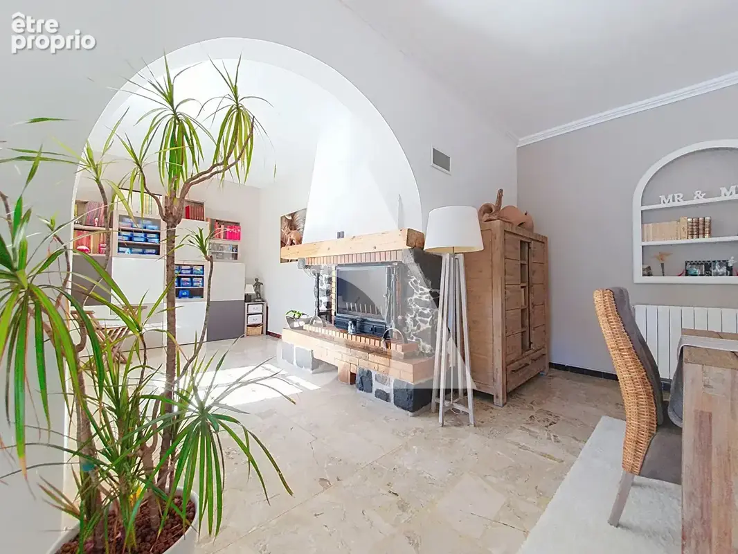Maison agde t5 + piscine + garage + local commercial - photo 7