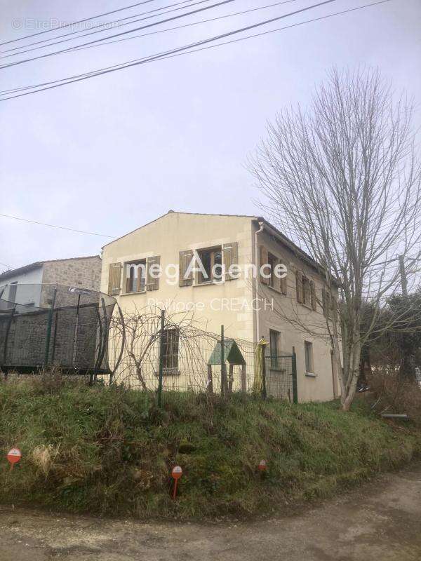 Proche de saint savinien - photo 2