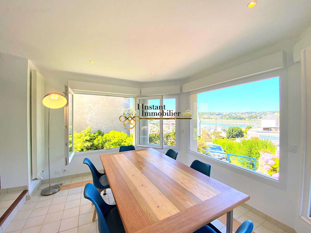 Maison à PLOUEZOC'H