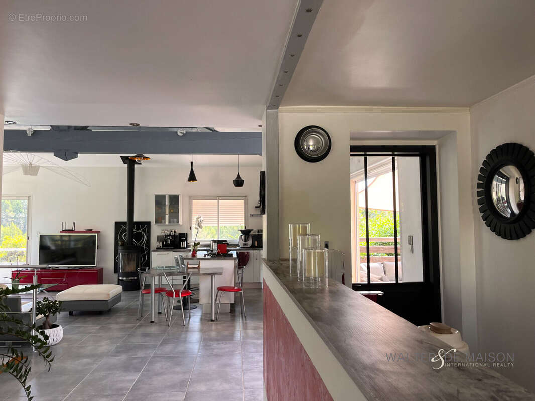 Maison à CARQUEIRANNE