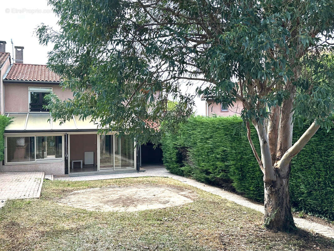 Maison à MARCY-L&#039;ETOILE