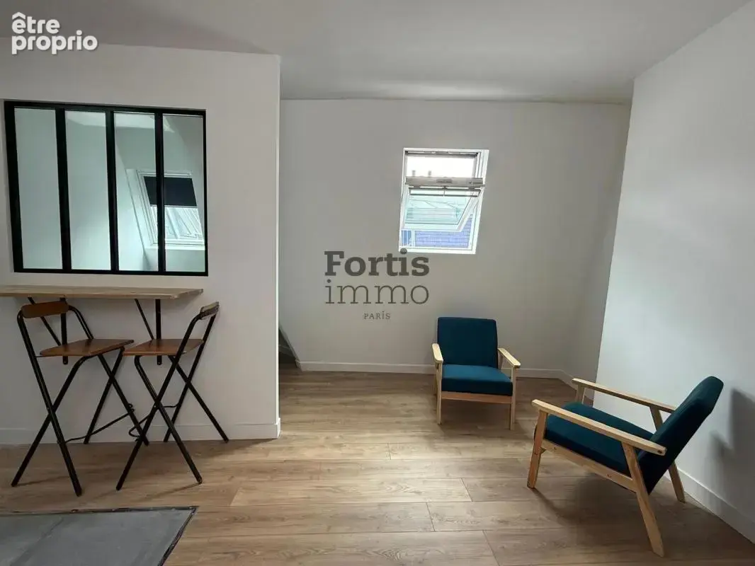 Appartement à PARIS-2E