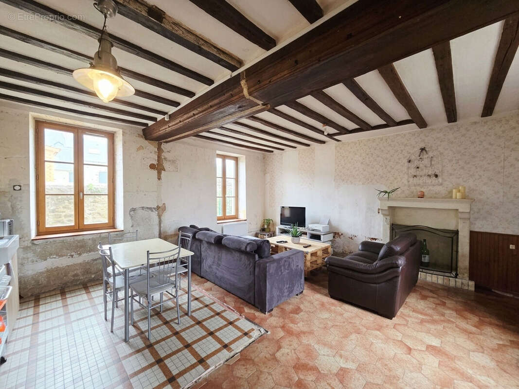 Maison à VERNIE