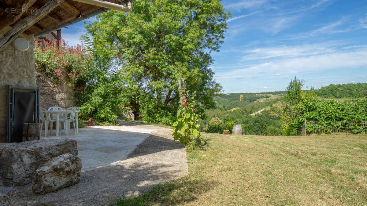 Maison à BAGAT-EN-QUERCY