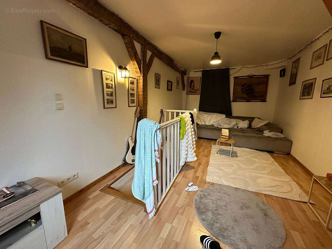 Charmant Duplex F2 en Plein Centre de Provins - photo 3