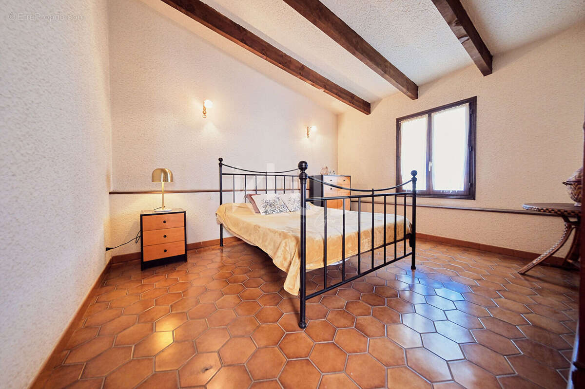 Appartement à L'ILE-ROUSSE