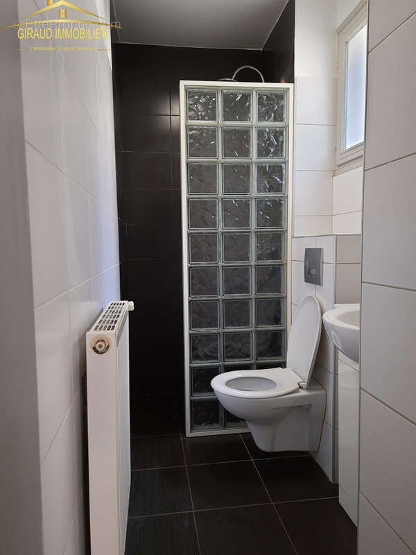 Appartement à CHARLIEU