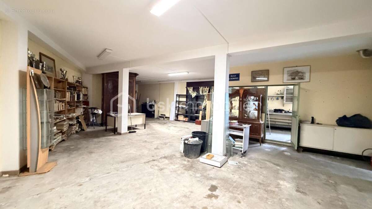 Maison - immeuble avec extèrieur - photo 14