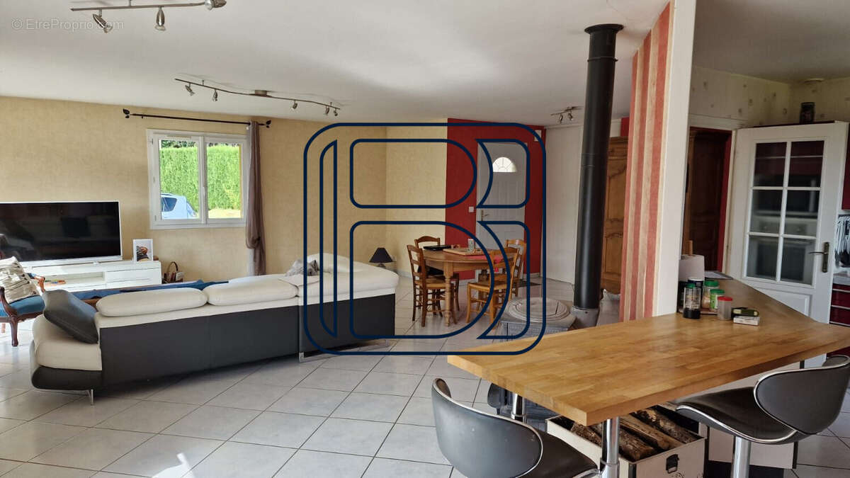 Maison à PONT-DU-CHATEAU