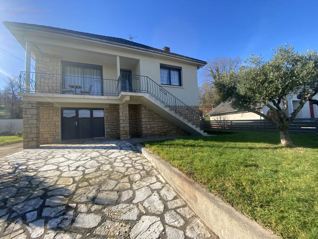 Maison à SAINT-AULAIRE