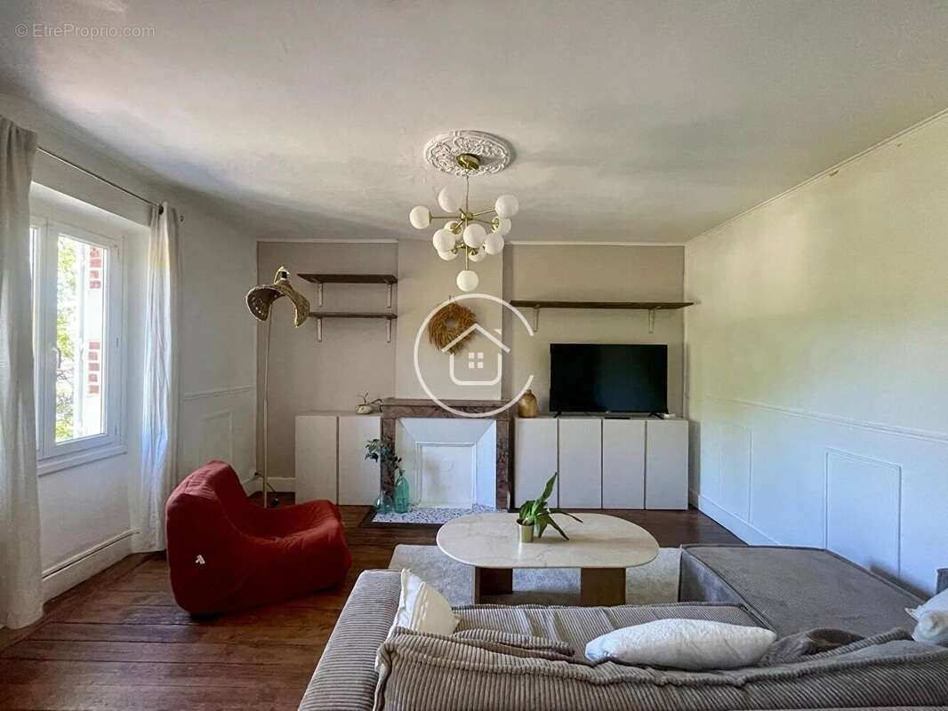 Appartement à SAINT-GERVAIS-LA-FORET