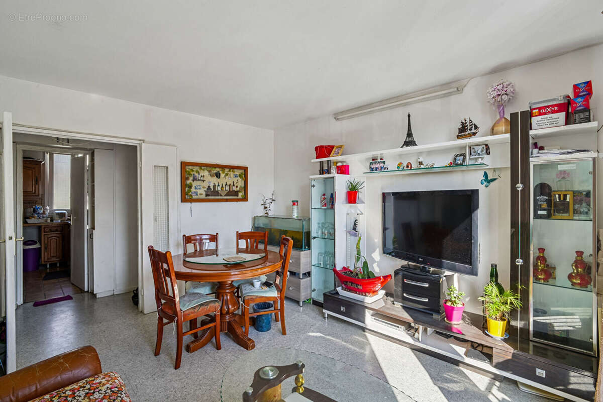 Appartement à ROMAINVILLE