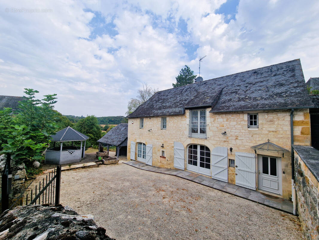 Maison à TURENNE