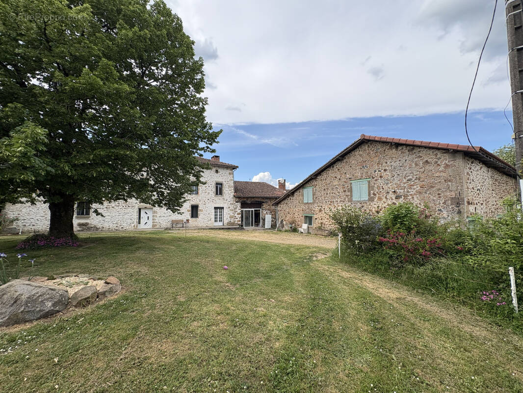 Maison à CHABRAC
