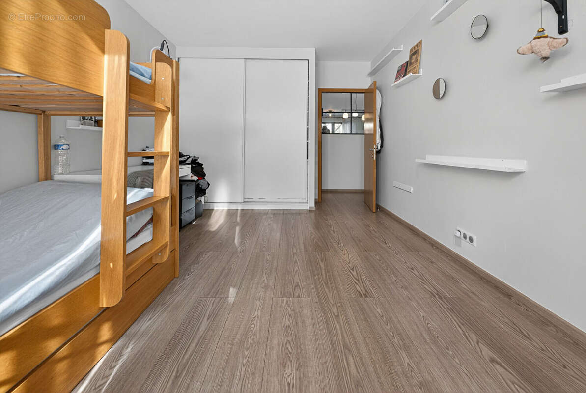 Appartement à PARIS-12E