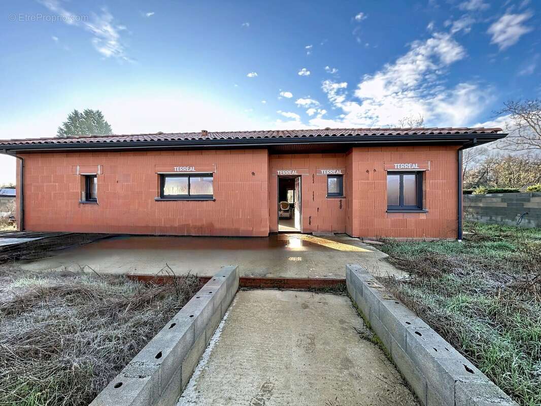 Maison à LABASTIDE-SAINT-PIERRE