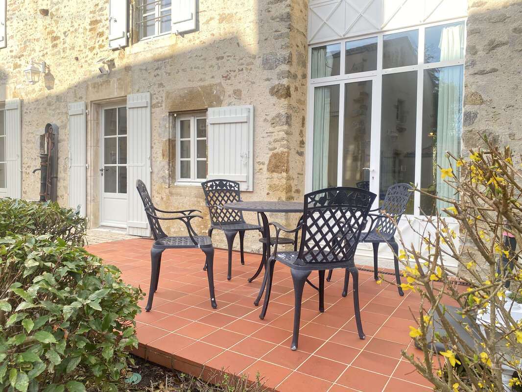 Maison à TALMONT-SAINT-HILAIRE