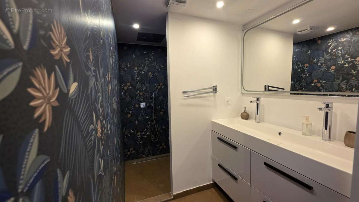 Maison à SAINT-ANTONIN-NOBLE-VAL