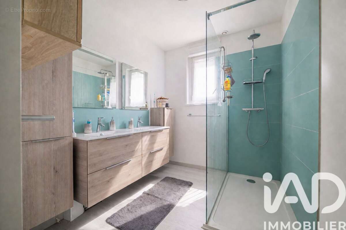 Maison 161 m² à Le Mans  - photo 7