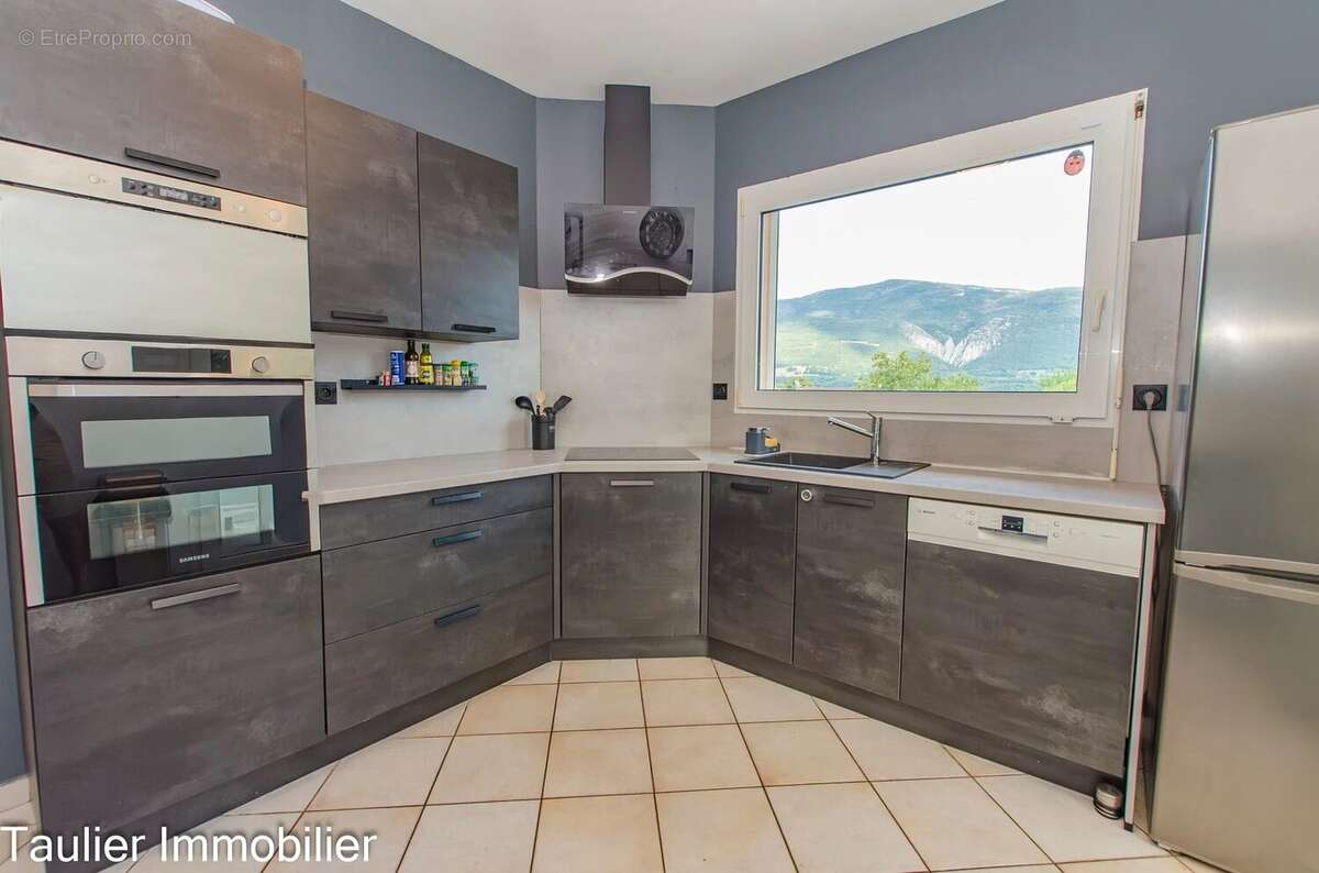 Villa familiale avec piscine et vue panoramique sur le Vercors - photo 9