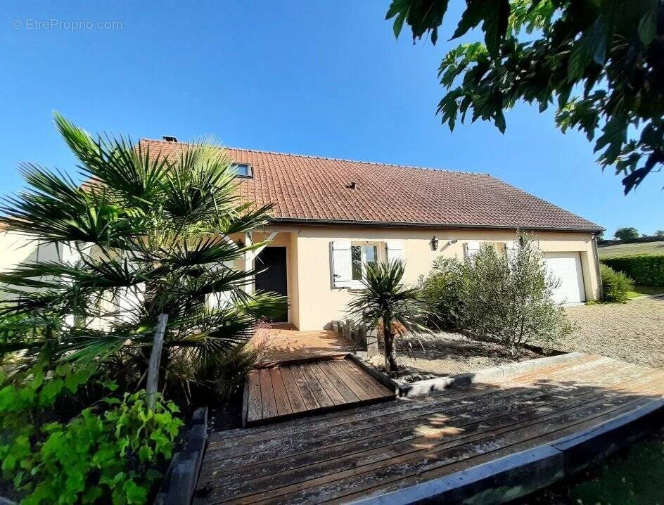 Maison à MARIGNY-BRIZAY