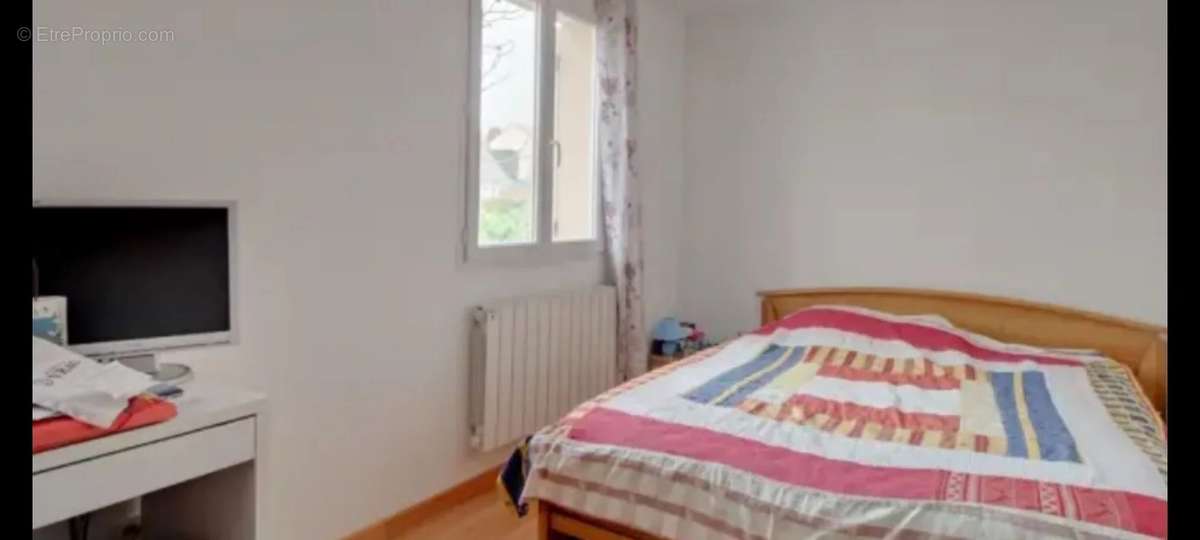 Maison à CHANTELOUP-LES-VIGNES