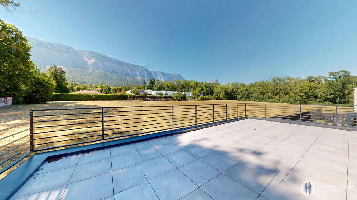 T4 avec piscine rénové - photo 6