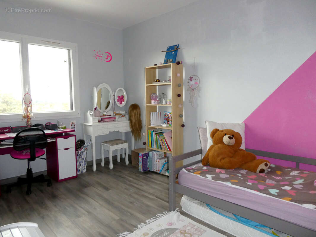 Maison à SAINT-LAURENT-DE-CHAMOUSSET