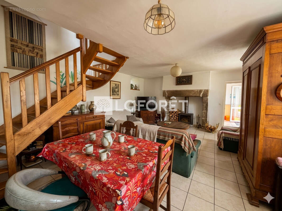 Maison à PENVENAN