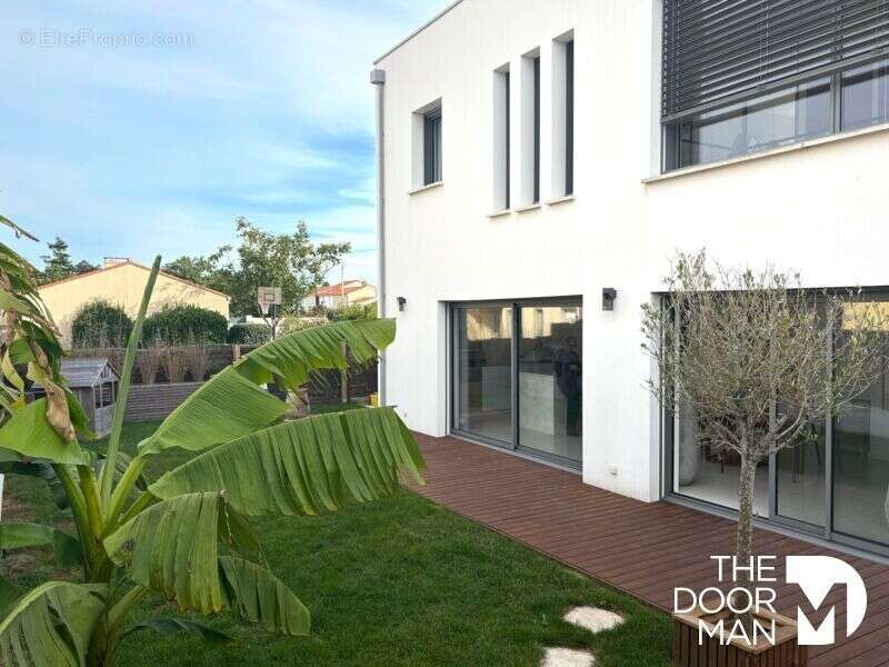 Maison à LES SORINIERES