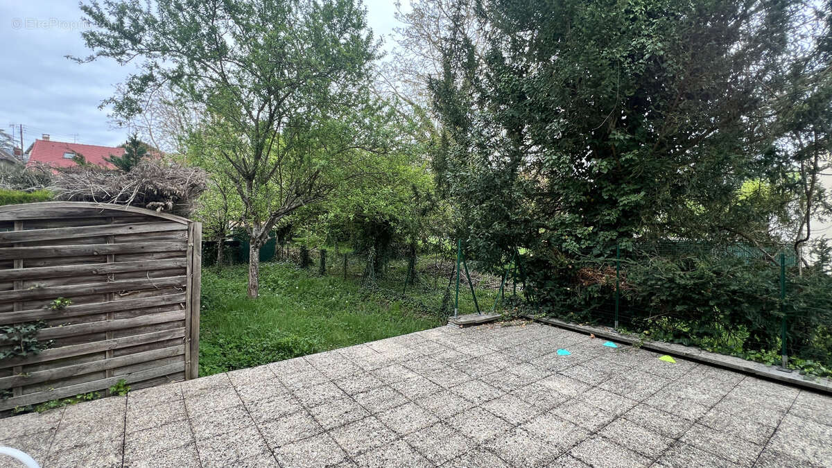 Appartement à LA FERTE-ALAIS