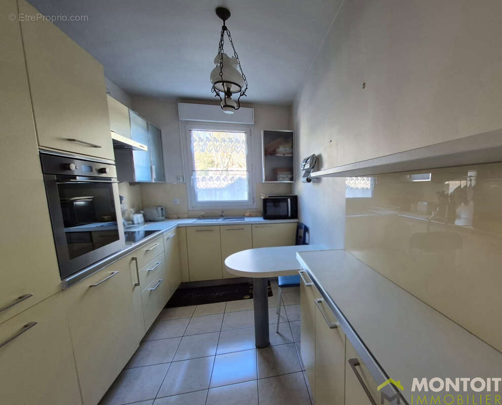 Appartement à THIAIS