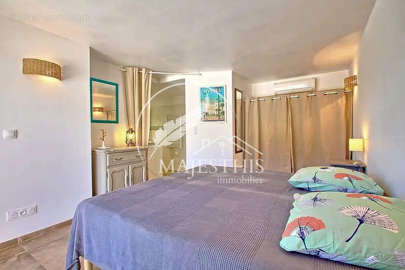 Maison à HYERES