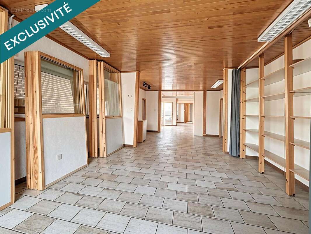 Photo 2 - Commerce à MOUVAUX