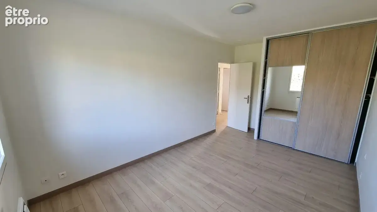 COMMUNAY   Maison entièrement rénovée avec studio indépendant - photo 14
