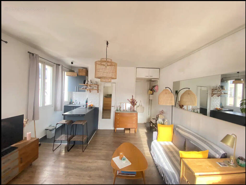 Appartement à PARIS-11E