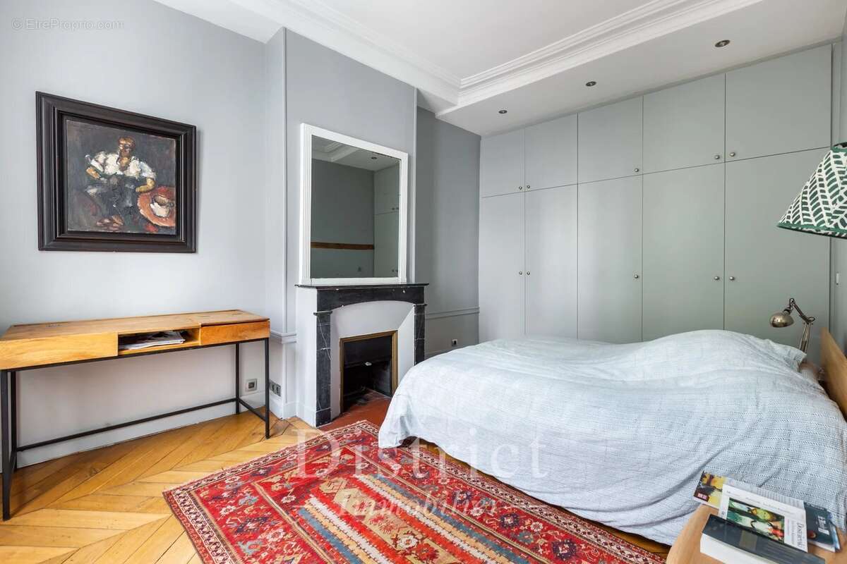 Appartement à PARIS-6E