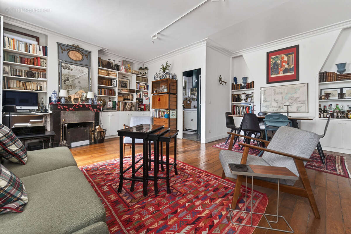 Appartement à PARIS-19E