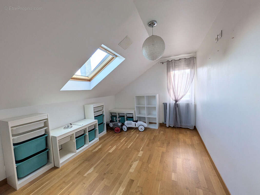 Maison à VILLEMOMBLE