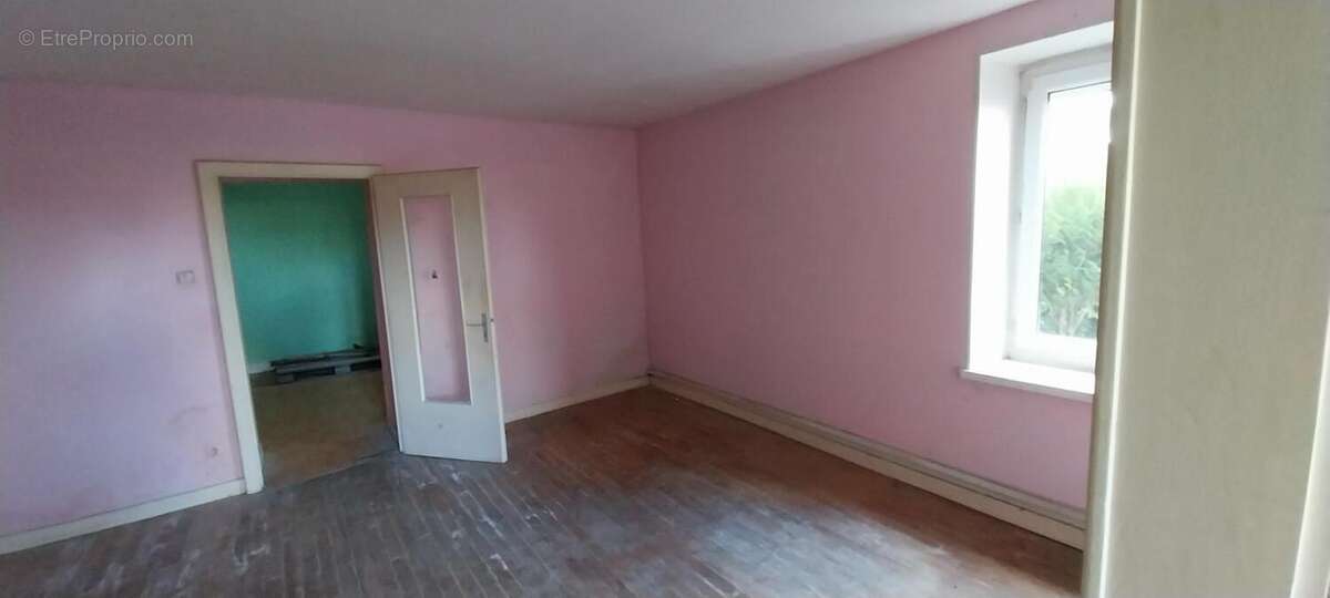 Maison à AILLEVILLERS-ET-LYAUMONT