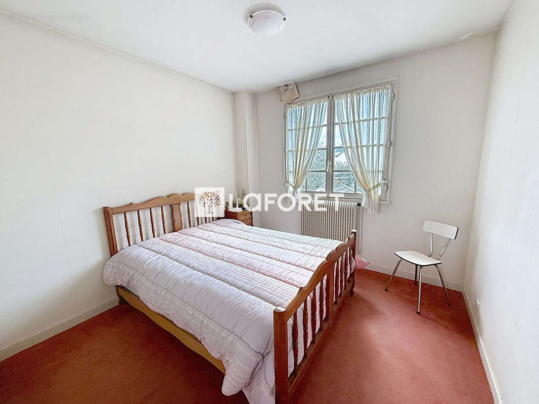 À vendre Maison familiale 4 chambres avec garage Terrain de 258 m² - photo 9