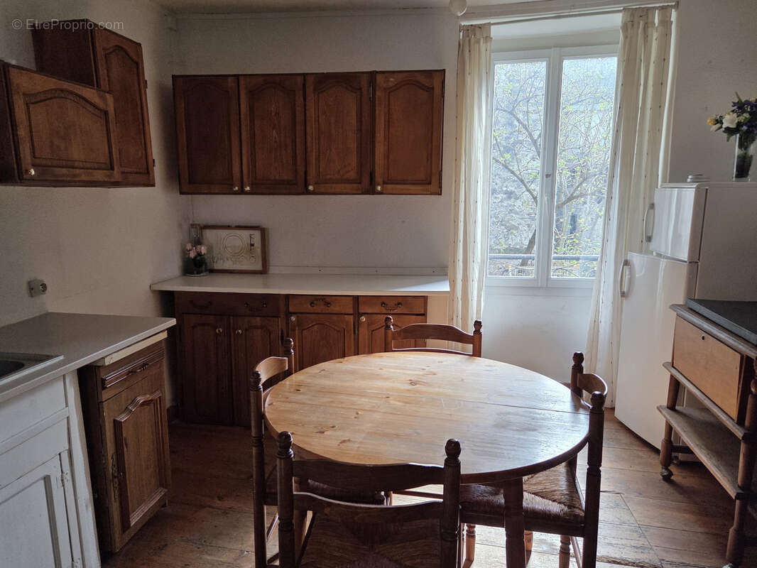 Maison à LES CABANNES